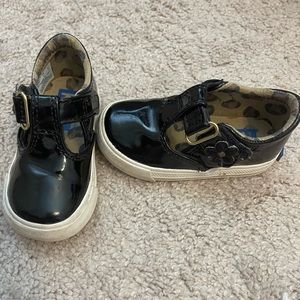Keds Daphne black t strap sneaker